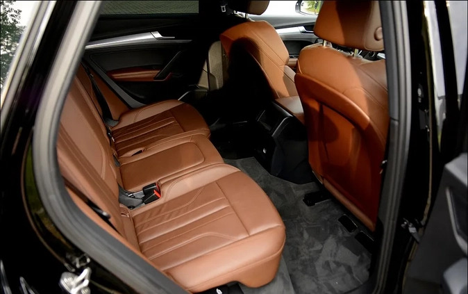 Audi Q5 cena 105800 przebieg: 205736, rok produkcji 2018 z Świdnica małe 781